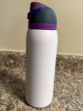 40 oz Owala Water Bottle